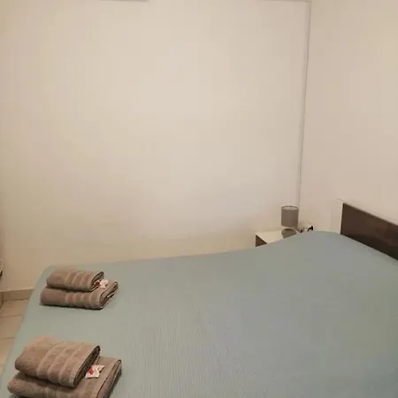 Apartman Jurjevic - Whole House With Yard And Parking * Kruševo