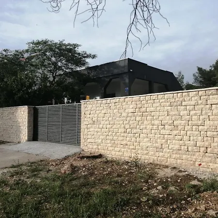 Apartman Jurjevic - Whole House With Yard And Parking