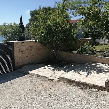 Apartman Jurjevic - Whole House With Yard And Parking * Kruševo