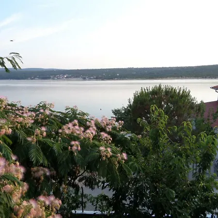 Apartman Jurjevic - Whole House With Yard And Parking Feriehus