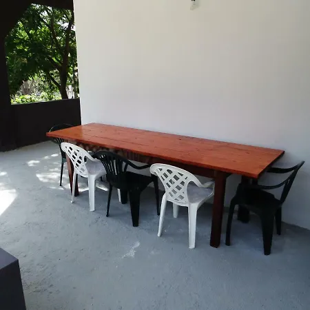 Apartman Jurjevic - Whole House With Yard And Parking Feriehus